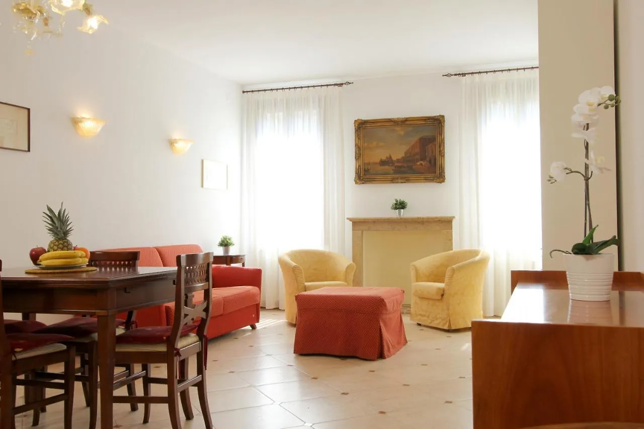 Residence Falier Venice 0*,